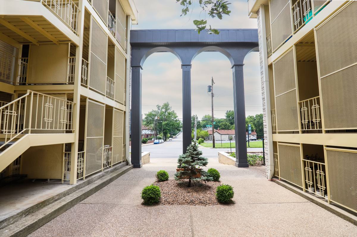 Apartment for rent at 521 527 E Main St, Lexington, KY 40508