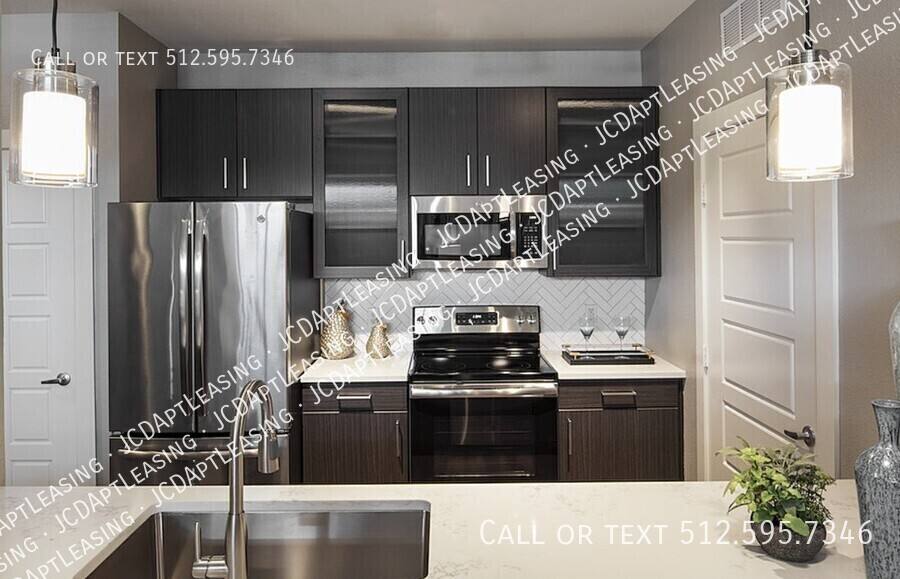 Apartment for rent at 1620 E Riverside Dr #1087, Austin, TX 78756