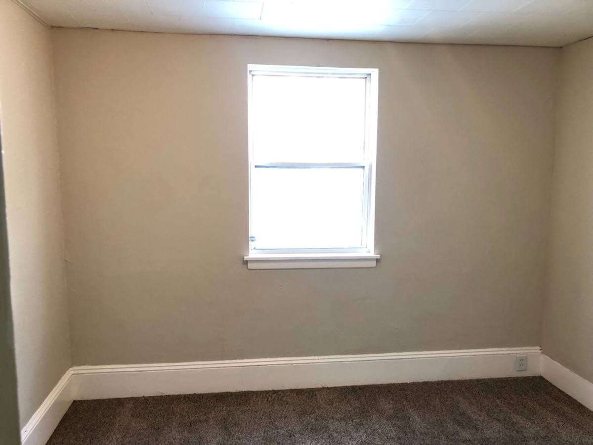 Apartment for rent at 7402 Park, Cleveland, OH 44105