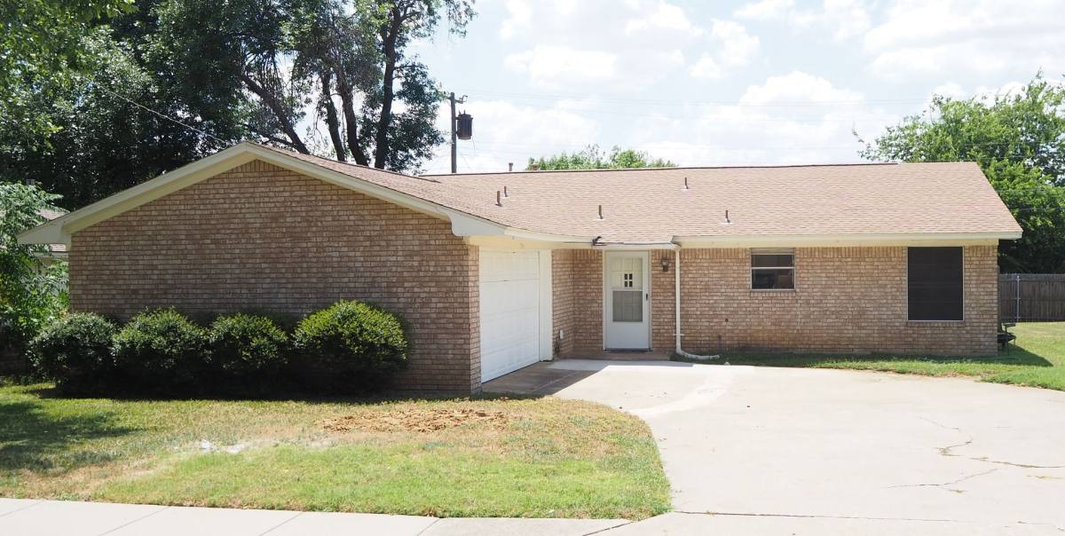 House for rent at 1914 Westwood, Denton, TX 76205