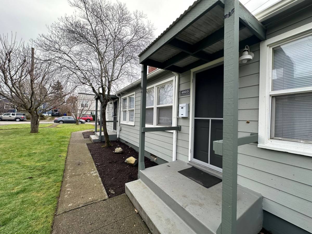 Apartment for rent at 4901- 4903 - 4905 N Maryland Ave, Portland, OR 97217