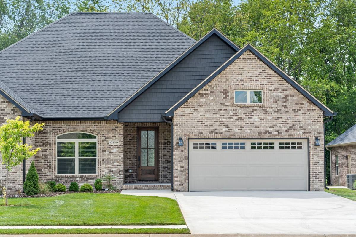 Condo for rent at 1052 Veridian Dr, Clarksville, TN 37043