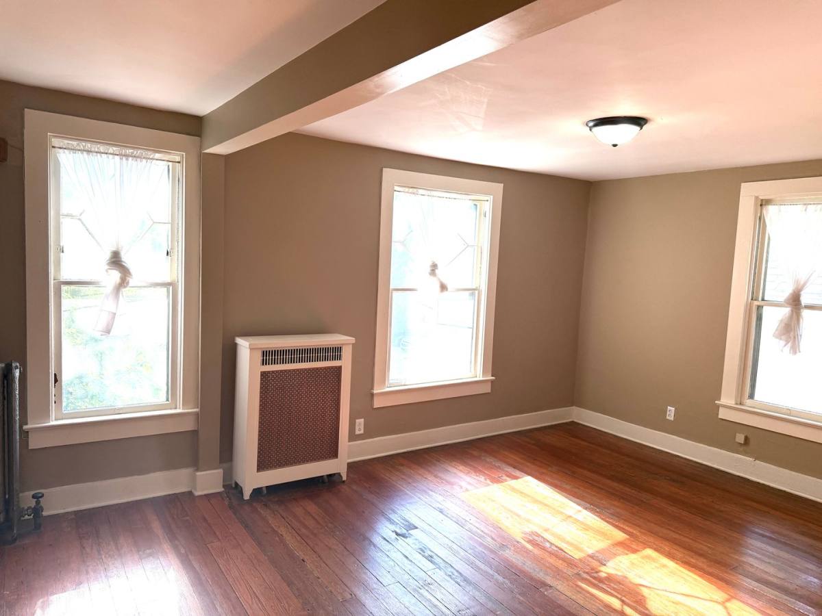 Apartment for rent at 712 Jackson St, Fort Wayne, IN 46802