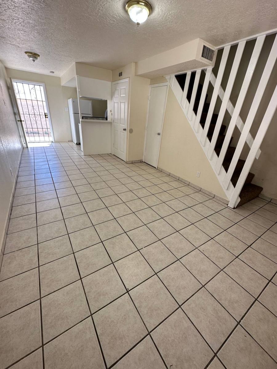 Apartment for rent at 320 Espanola St NE, Albuquerque, NM 87108