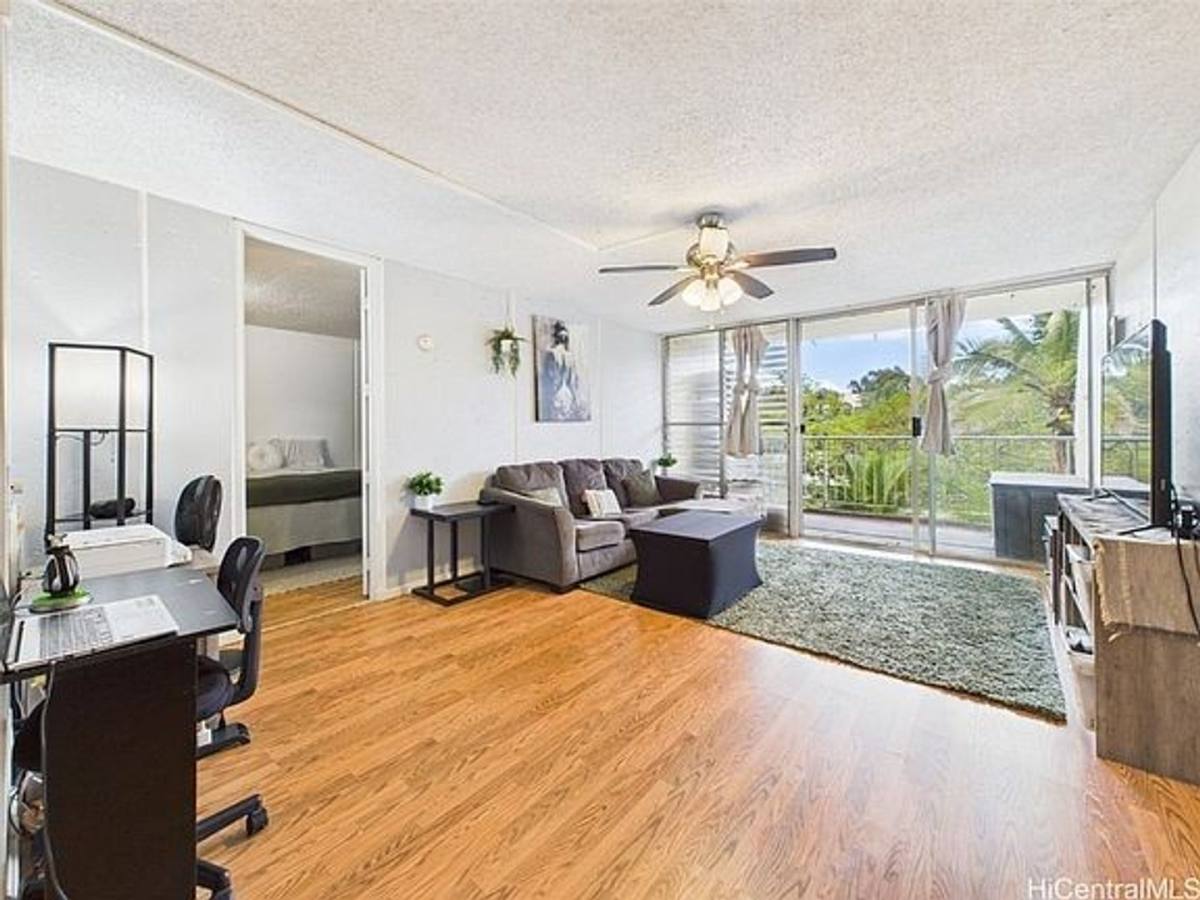Apartment for rent at 95-065 Waikalani Dr, Mililani, HI 96789