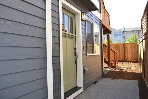 Apartment for rent at 6607 NE Grand Ave, Portland, OR 97211