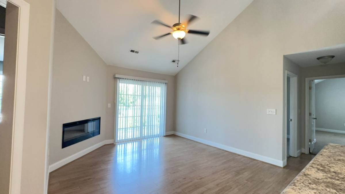 Townhouse for rent at 1061 Spring Creek Dr, Forest, VA 24551