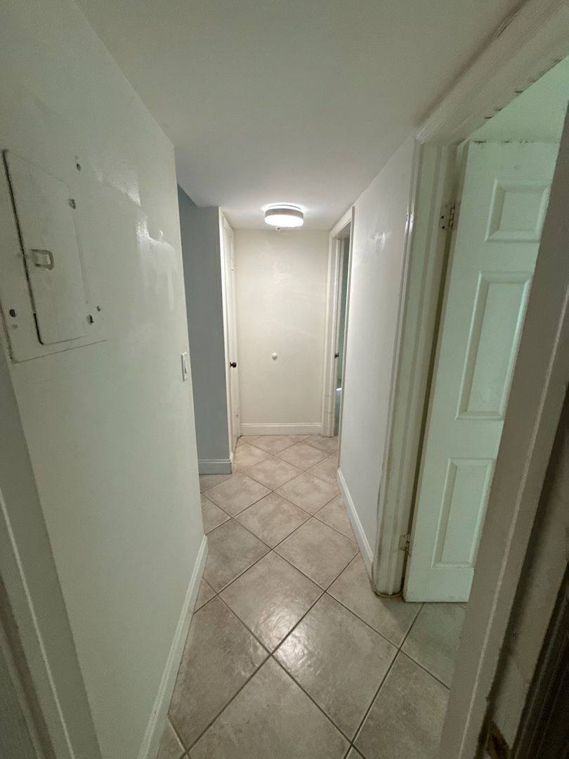 Apartment for rent at 2861 S Seacrest Blvd, Boynton Beach, FL 33435