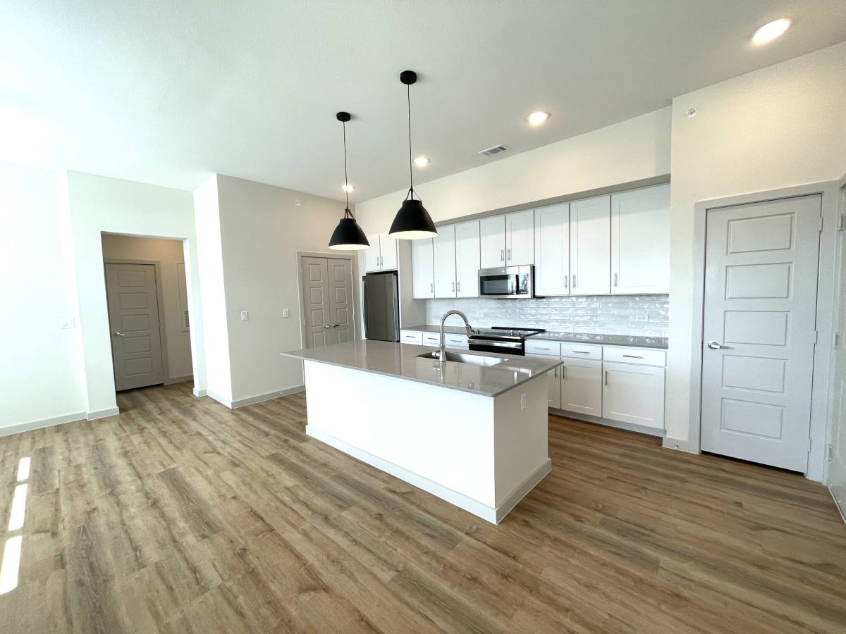 Apartment for rent at 149 Larkspur Park Blv, Leander, TX 78641