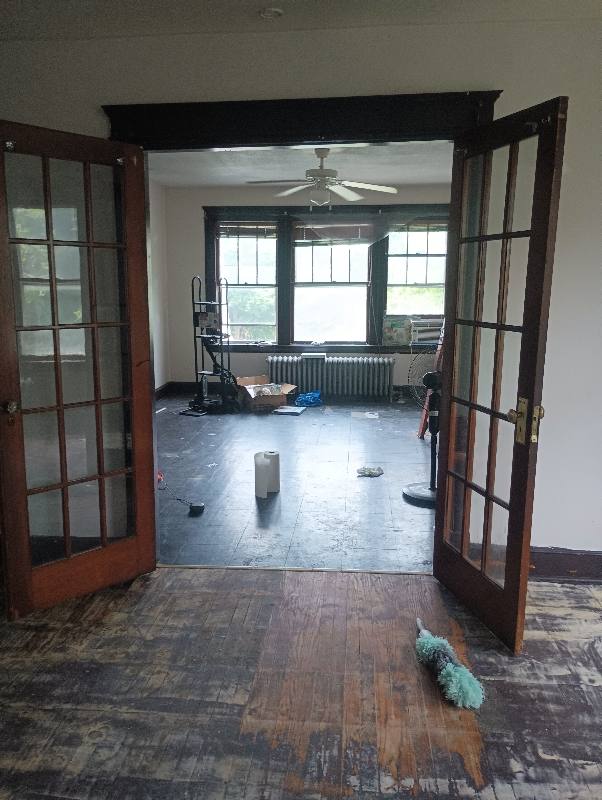 Apartment for rent at 33 Elmwood Ave - 3rd Floor, Waterbury, CT 06710