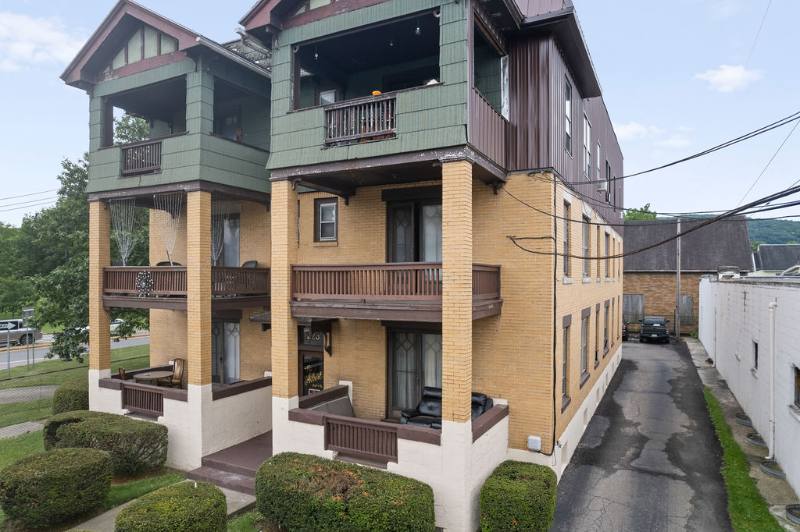 Apartment for rent at 226 Court St #10, Binghamton, NY 13901