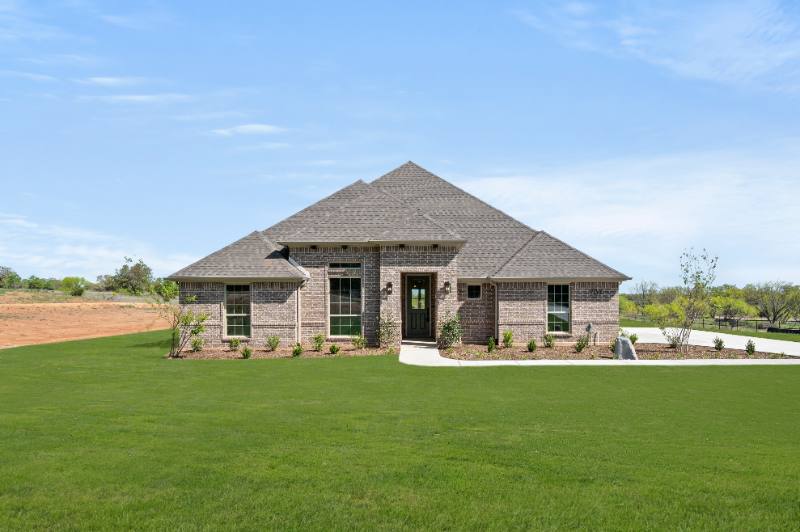 House for rent at 707 Shadle Rd, Weatherford, TX 76088