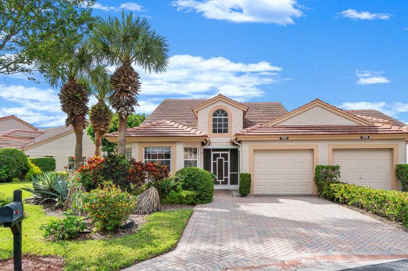 House for rent at 7922 Sandy Pointe Dr, Delray Beach, FL 33446