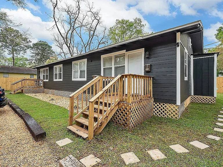 Apartment for rent at 1557 Devoe St #2, Tallahassee, FL 32304
