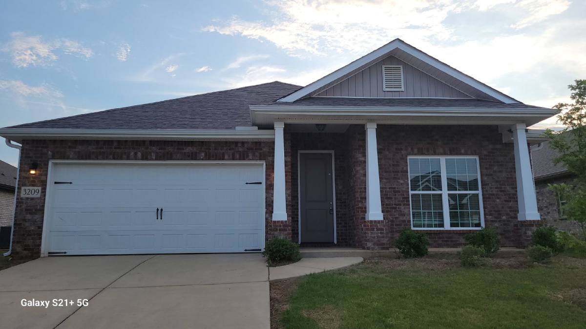 House for rent at 3209 Jordan Farm Circle NE, Huntsville, AL 35811