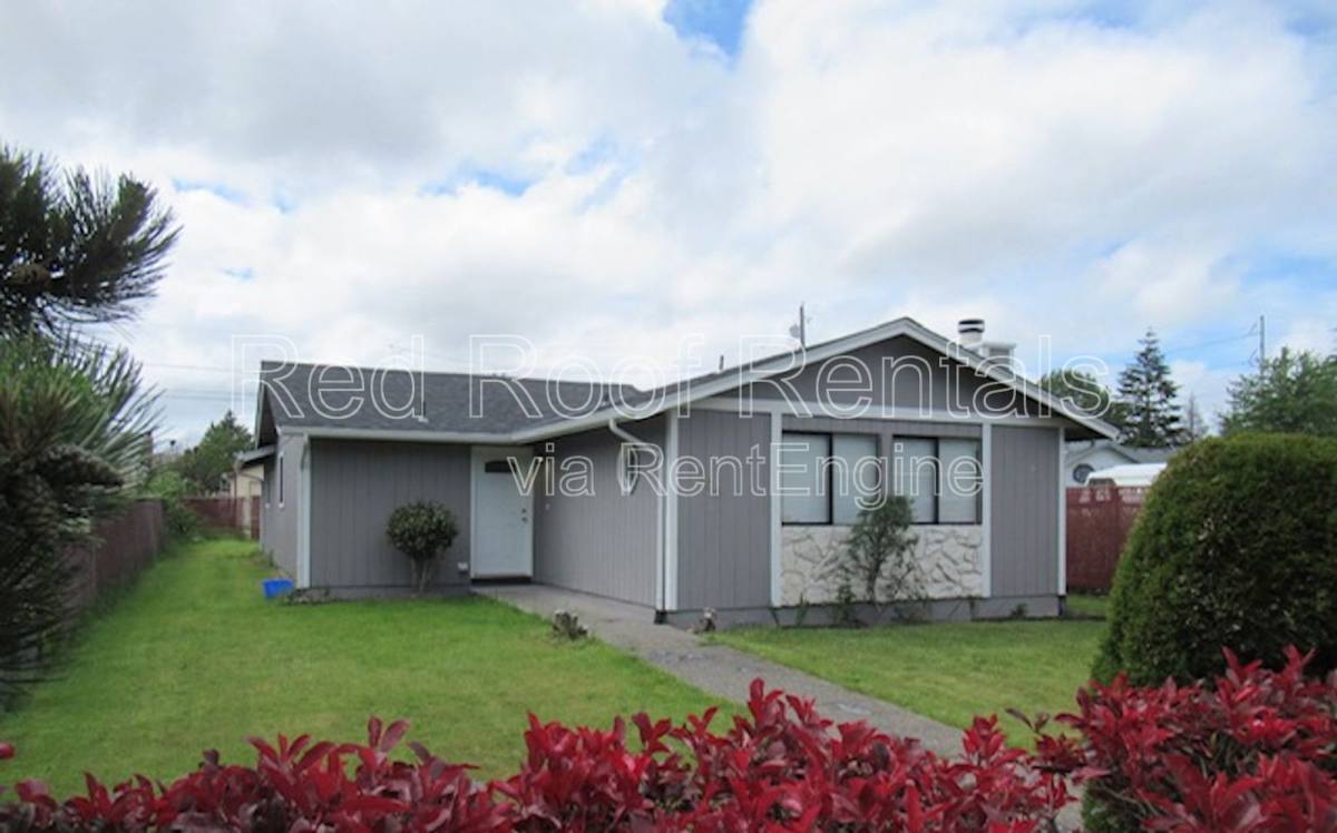 House for rent at 7236 S Prospect St, Tacoma, WA 98409