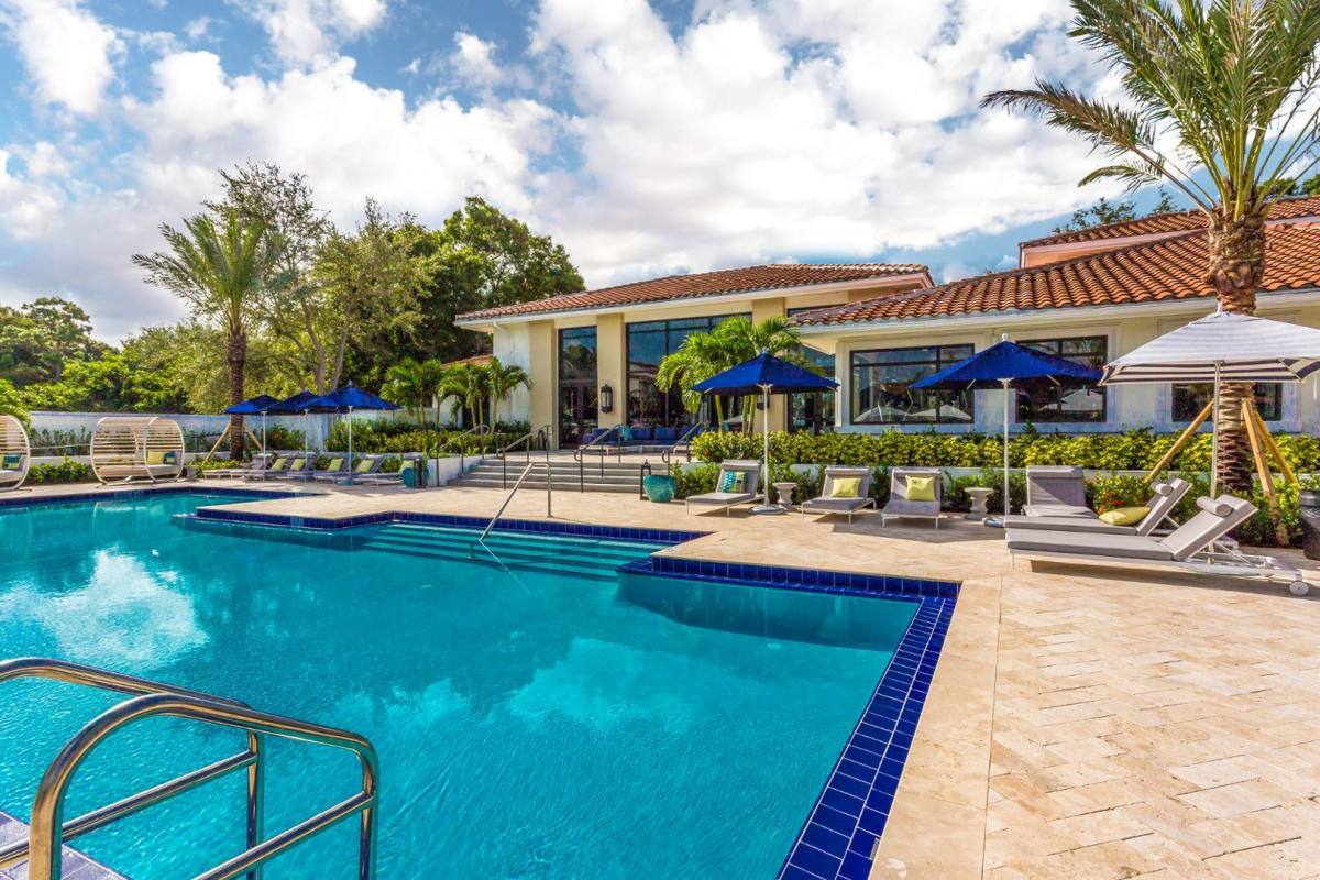 Apartment for rent at Arbor Oaks, 9817 Arbor Oaks Lane, Boca Raton, FL 33428