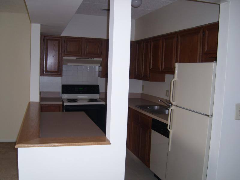 Apartment for rent at 3811 Glen Eagles Blvd #102, -663 Square Fo, Uniontown, OH 44685