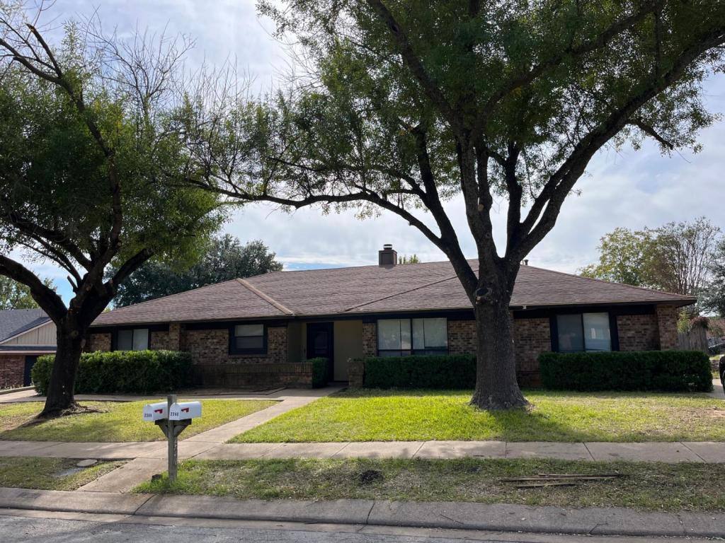 House for rent at 2340 Chestnut Way, Bedford, TX 76022