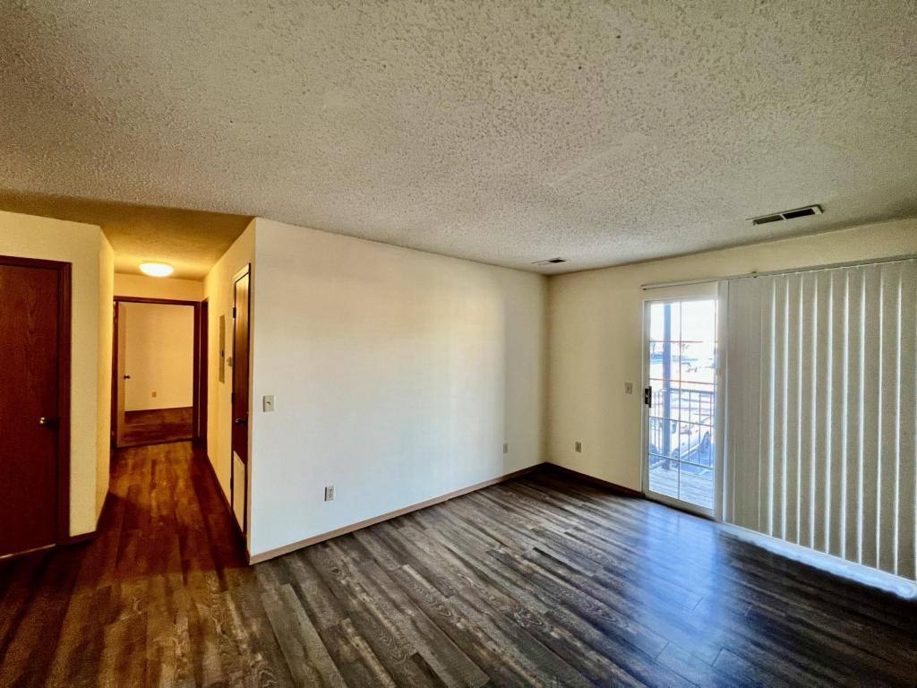 Apartment for rent at 410 Fir Rd, Carthage, MO 64836