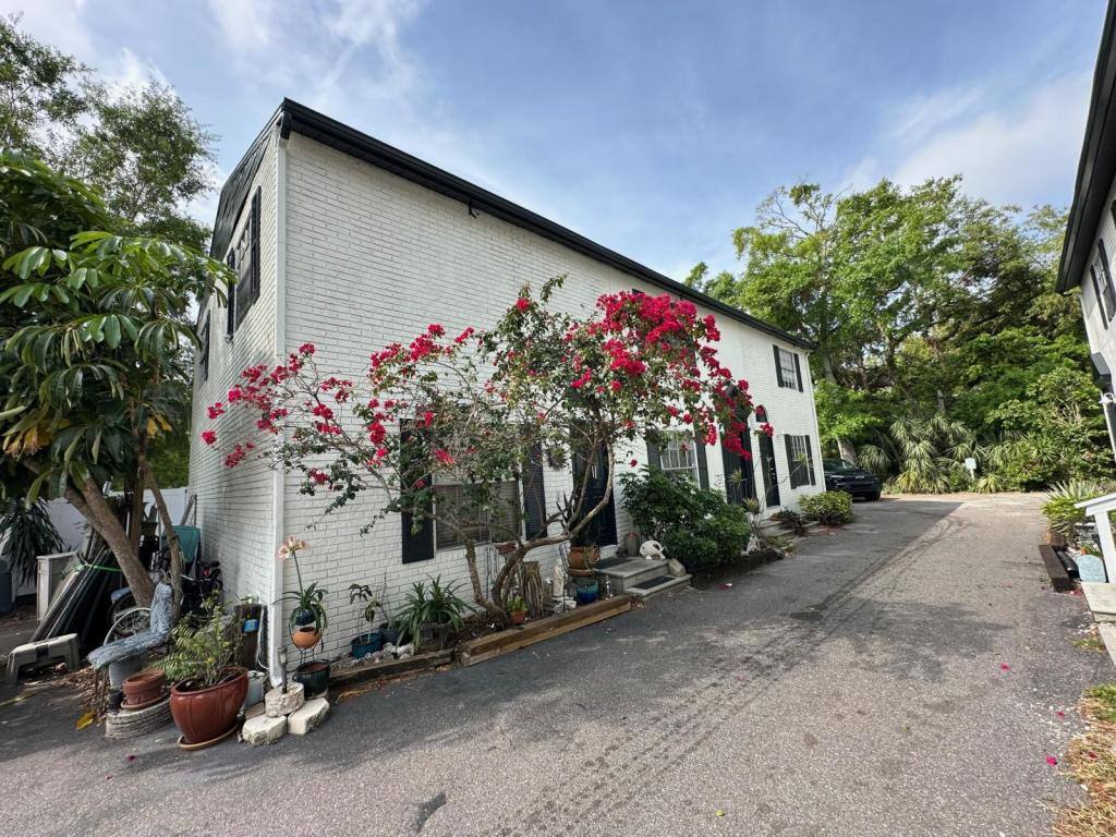 Townhouse for rent at 3009 S Manhattan Ave, Tampa, FL 33629