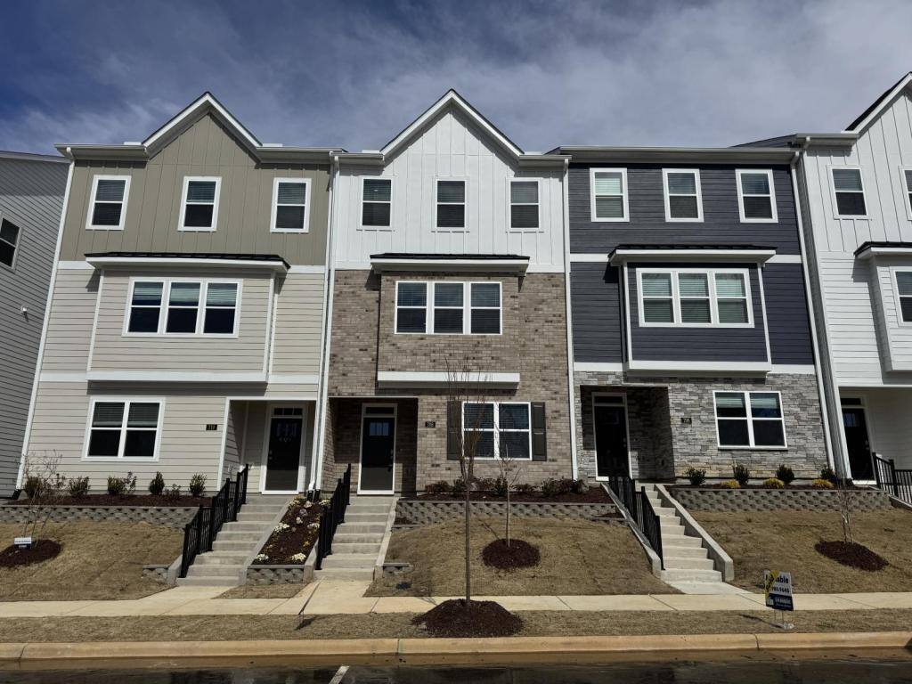 Townhouse for rent at 708 Dorset Stream Dr, Fuquay Varina, NC 27526