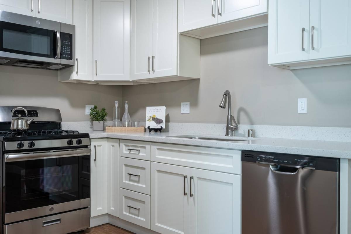 Apartment for rent at 3065 N Main St, Walnut Creek, CA 94597