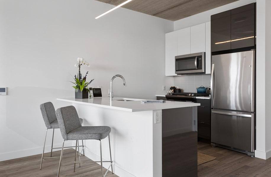 Apartment for rent at 734 W Sheridan Rd, Chicago, IL 60613