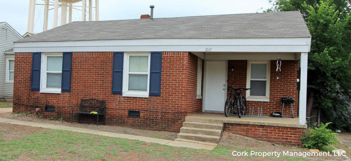 House for rent at 1017 E Edwards St, Edmond, OK 73034