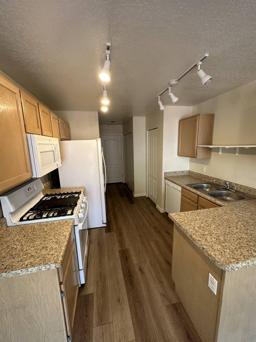 Townhouse for rent at The Townhomes at Boulder Pointe, 2561 S Gravel Lane #1, Flagstaff, AZ 86001