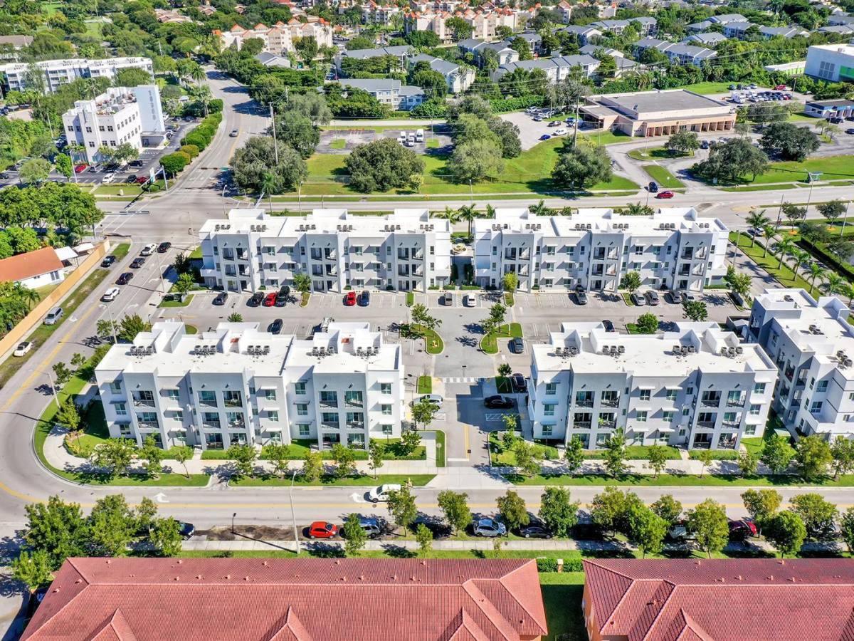 Townhouse for rent at 6151 NW 182nd Lane #301, Hialeah, FL 33015