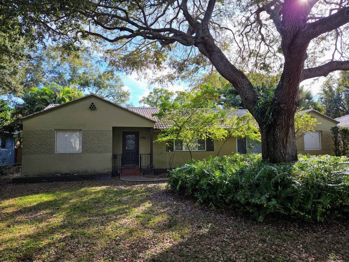 House for rent at Woodhurst, 1746 23rd Ave N, Saint Petersburg, FL 33713
