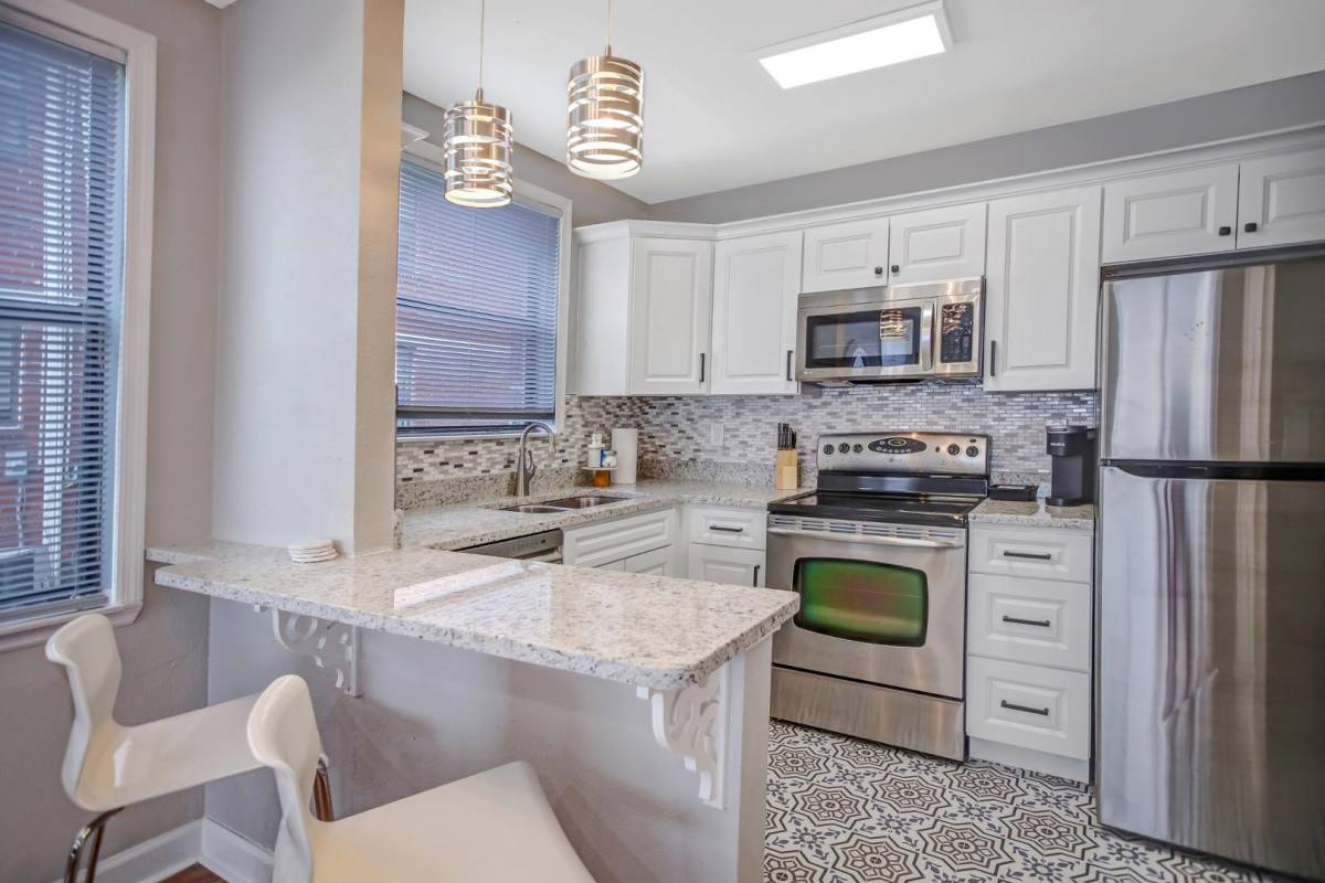 Apartment for rent at 2983 Downing St, Jacksonville, FL 32205