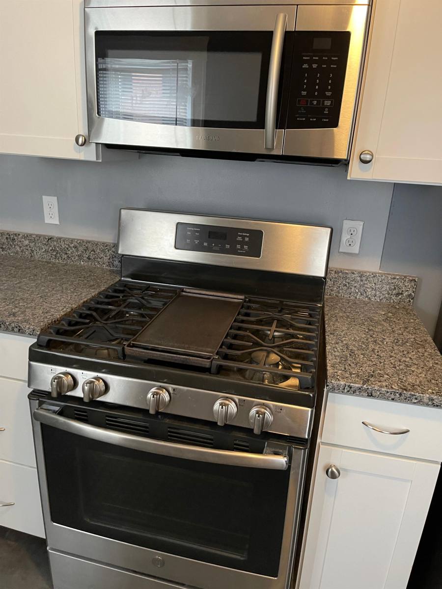 Apartment for rent at 293 Friendship St #1, Providence, RI 02903