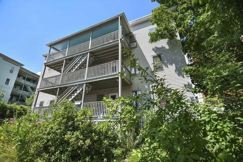 Apartment for rent at 5 Gibson Place #1, Fitchburg, MA 01420