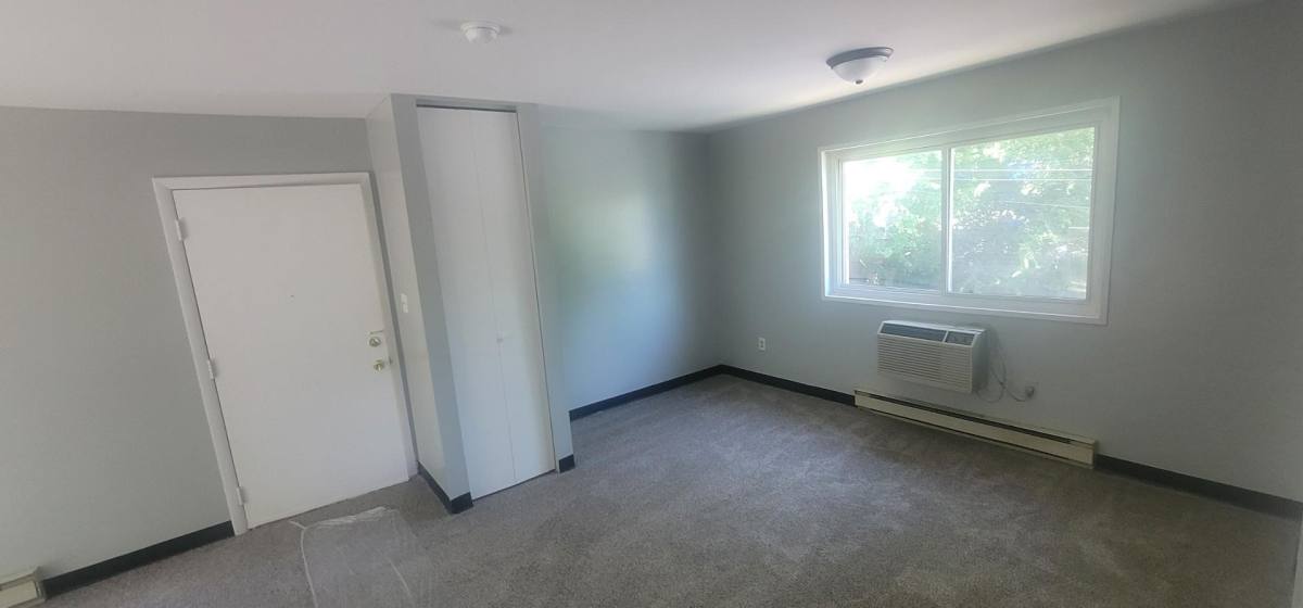 Apartment for rent at 33 W Willow St, Carlisle, PA 17013