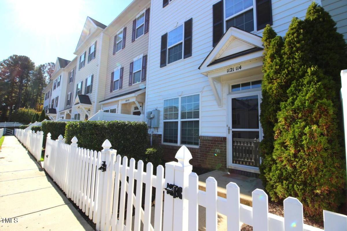 Townhouse for rent at 1121 Consoritum Dr #114, Raleigh, NC 27603