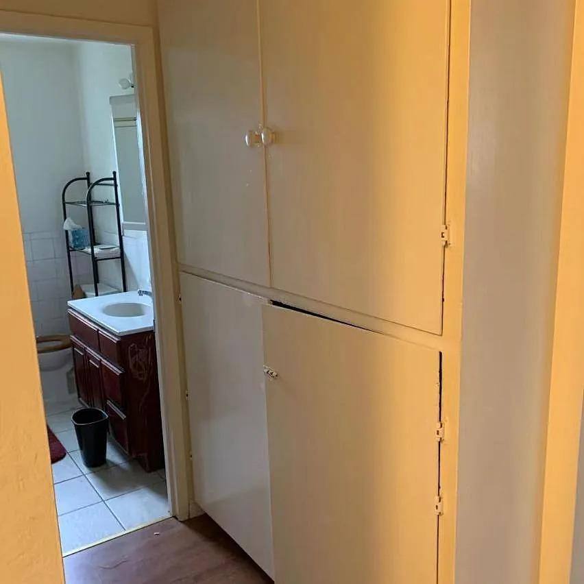 Apartment for rent at 5010 Barrett Ave, Richmond, CA 94805