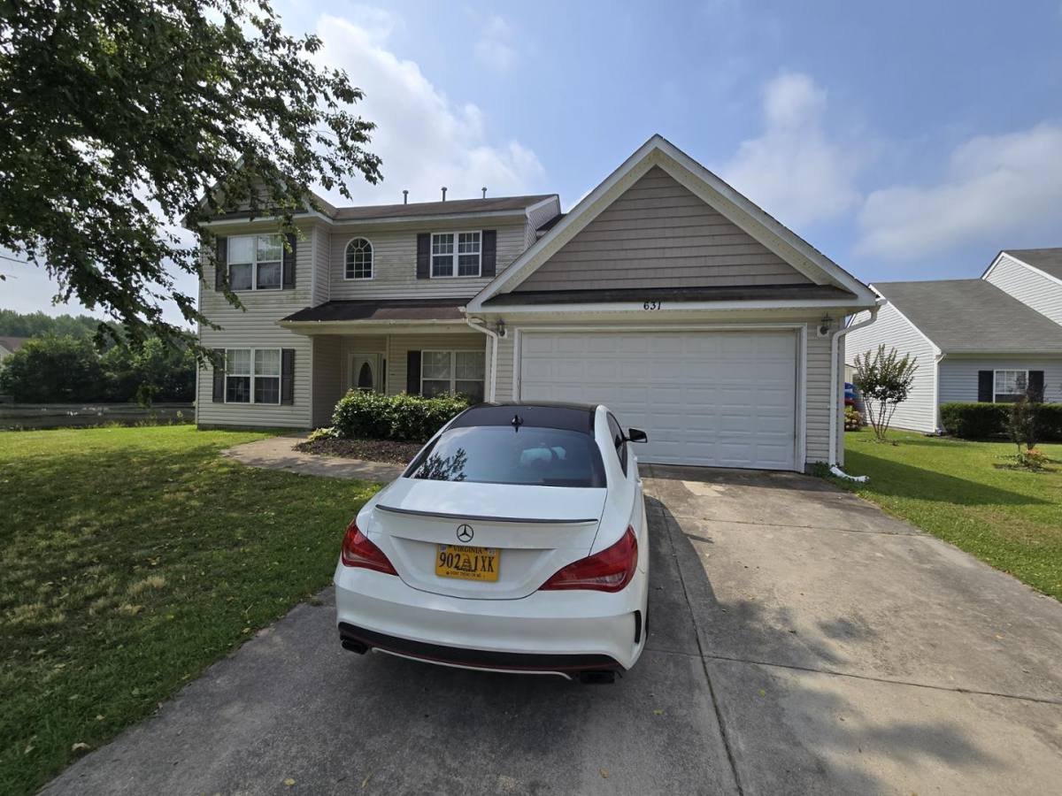 House for rent at Happy Acres, 631 Annaka Loop, Chesapeake, VA 23323