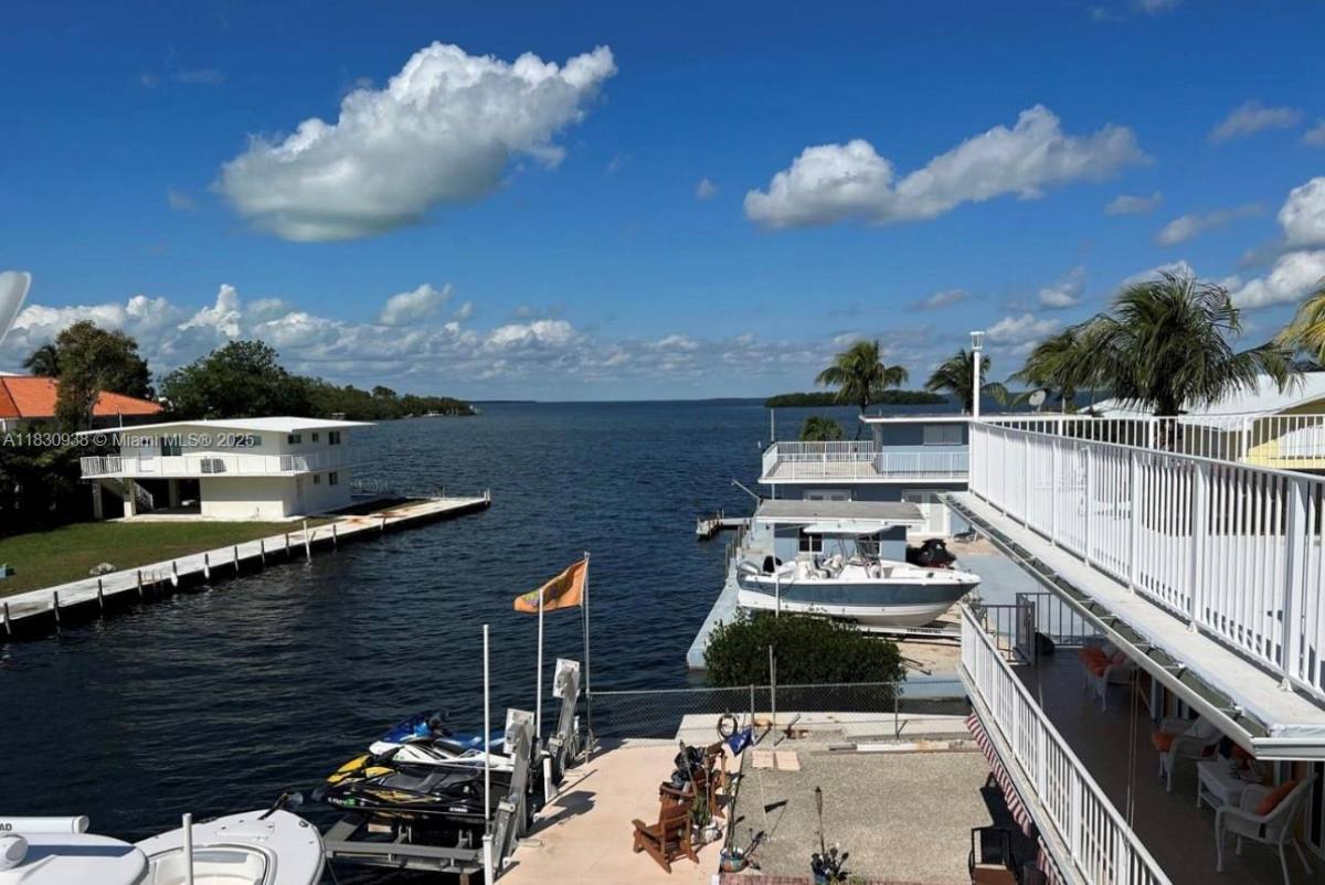 House for rent at 235 Ann Bonny Dr N #A, Key Largo, FL 33037