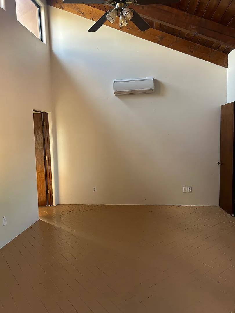House for rent at 2514 Zearing Ave NW, Albuquerque, NM 87104