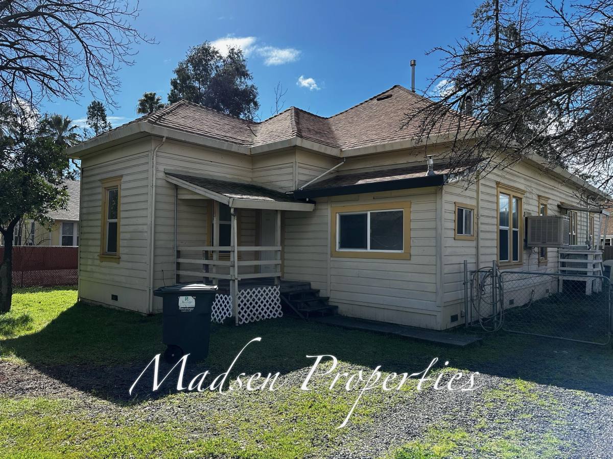 House for rent at 1243 4th Ave #1 2, Oroville, CA 95965