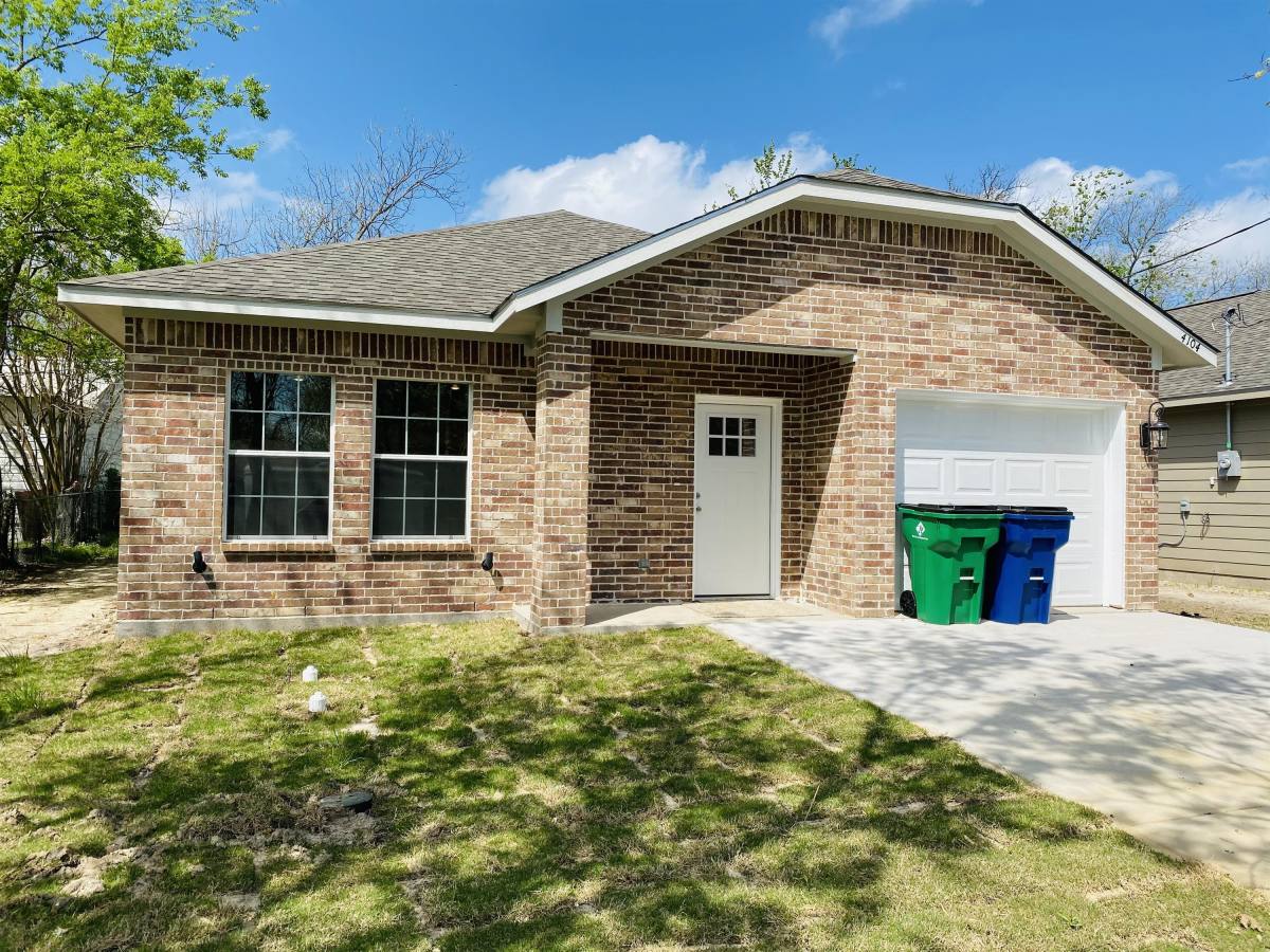 House for rent at 4104 Gordon St, Greenville, TX 75401