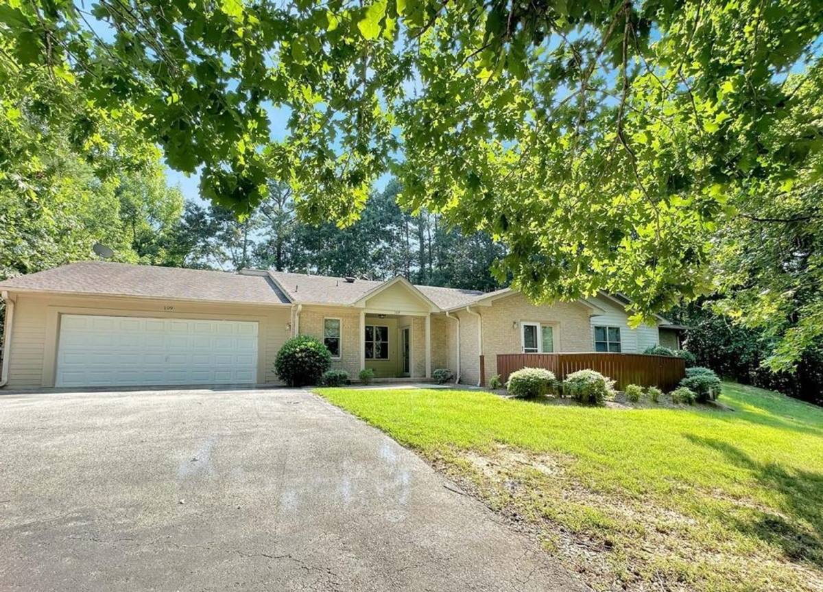 Condo for rent at 109 Glenwood Circle, South Hill, VA 23970