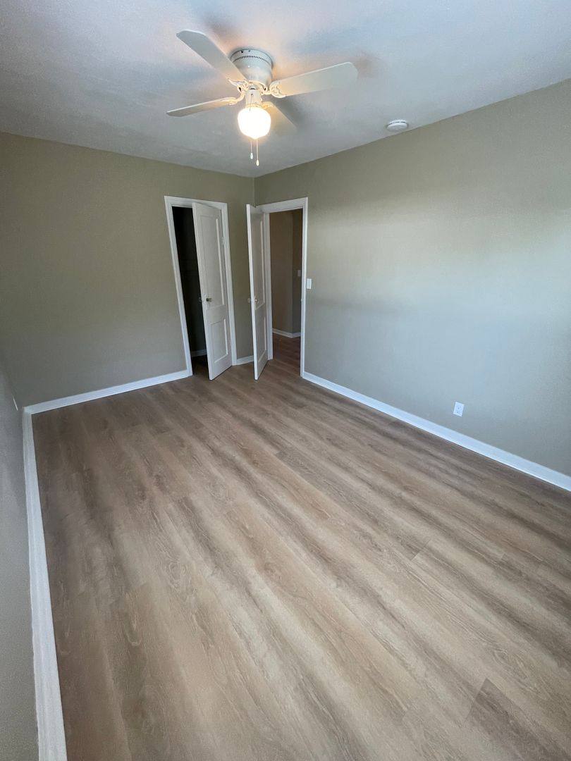 House for rent at 1555 S 2nd St, Lebanon, OR 97355