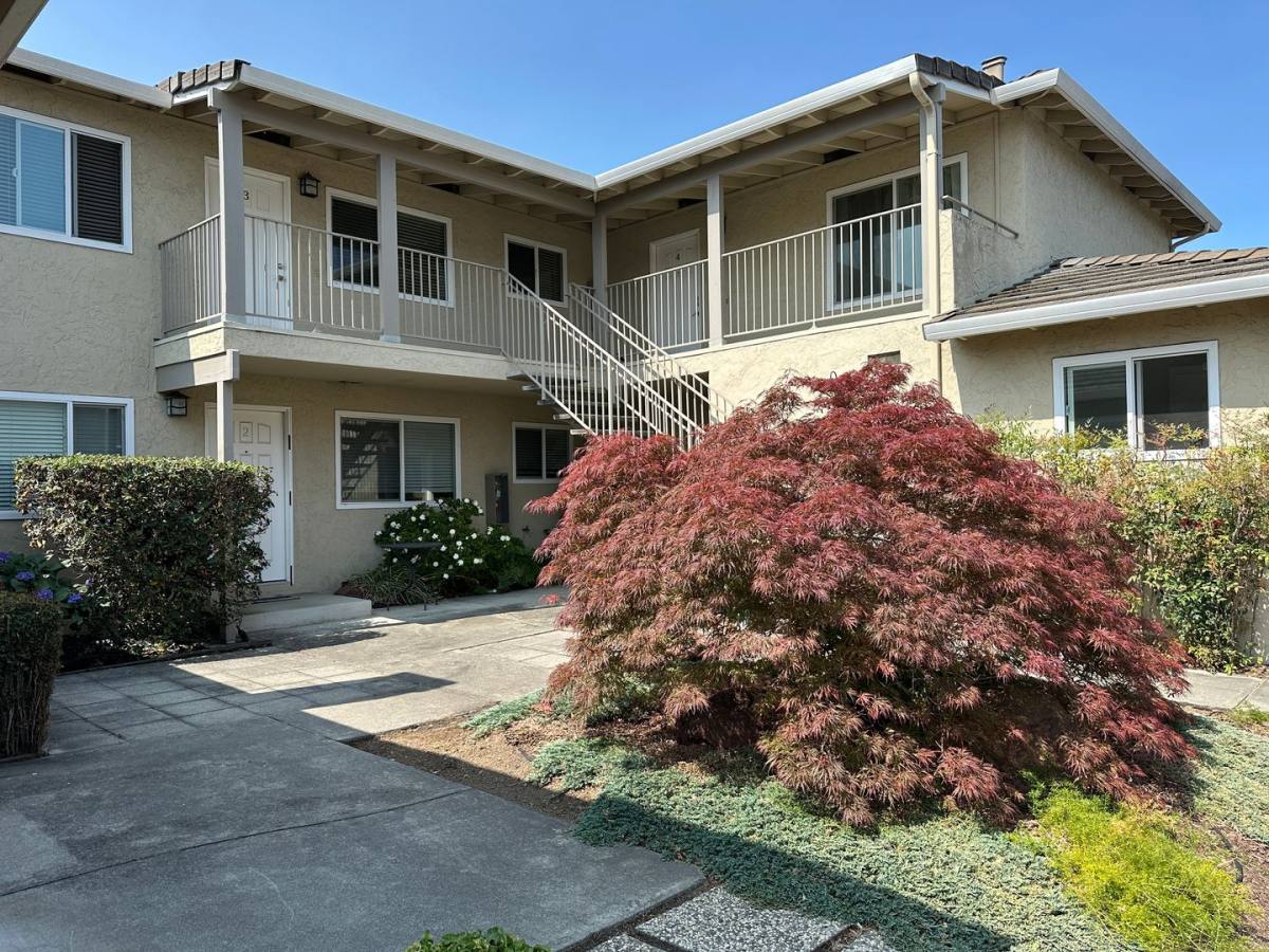 Apartment for rent at 1239 Valerian Court, Sunnyvale, CA 94086