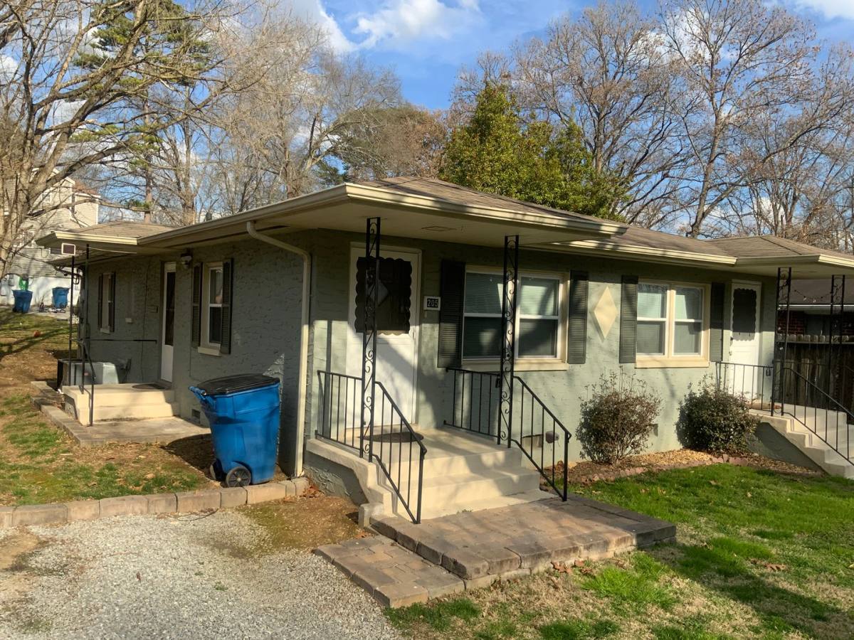 Apartment for rent at 203 Crisman St, Chattanooga, TN 37415