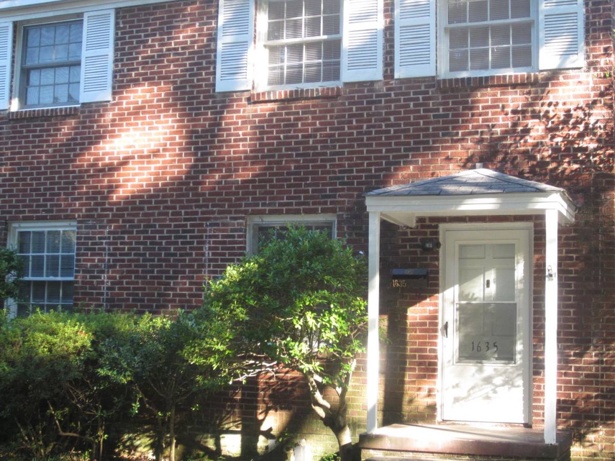Apartment for rent at 1633-1635 Enoree Ave, Columbia, SC 29205