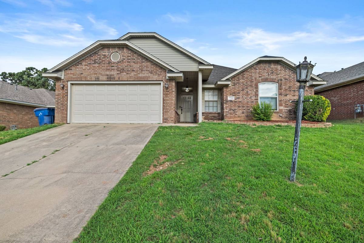 House for rent at 7514 Red Pine Dr, Fort Smith, AR 72916