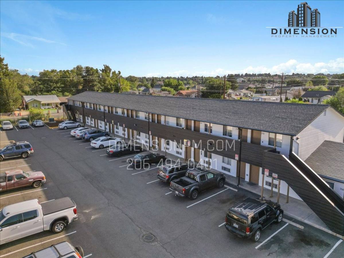 Apartment for rent at 2502 Fruitvale Blvd, Yakima, WA 98902
